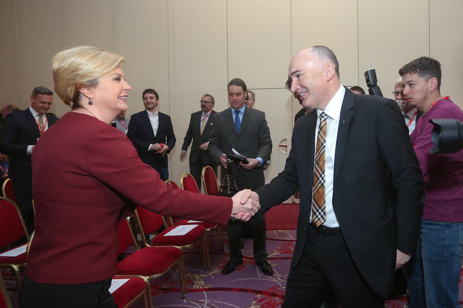 Predsjednica Kolinda Grabar-Kitarović i predstavnik vlasnika Styrije u Hrvatskoj Ivan Tolj