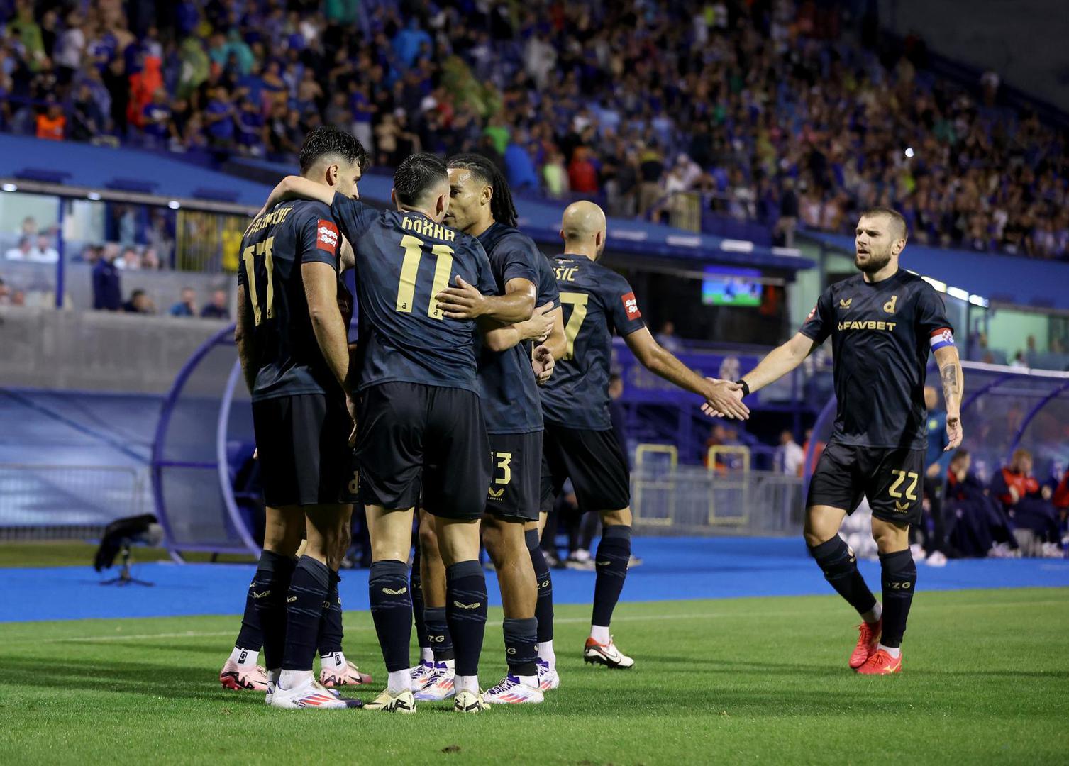 Dinamo, Hajduk i Rijeka igraju nevjerojatno zanimljivu sezonu Hrvatske nogometne lige.
