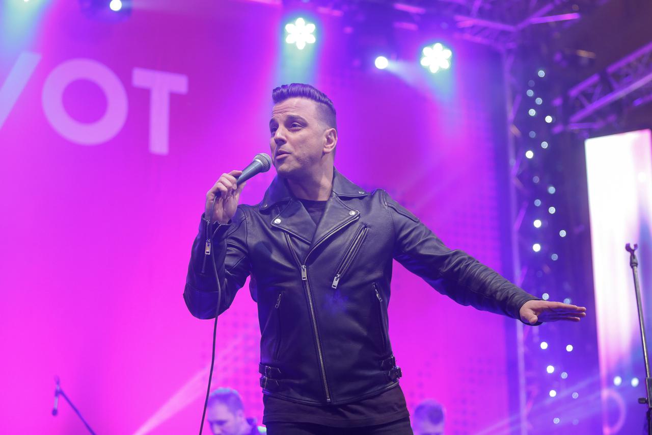 Zagreb: 12. humanitarni koncert Želim život Zaklade Ana Rukavina