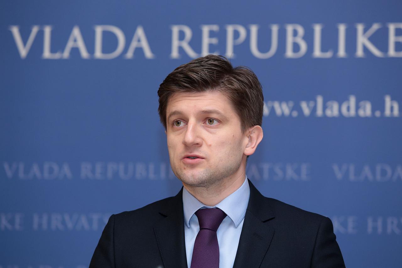 Zdravko Marić, Ministarstvo financija