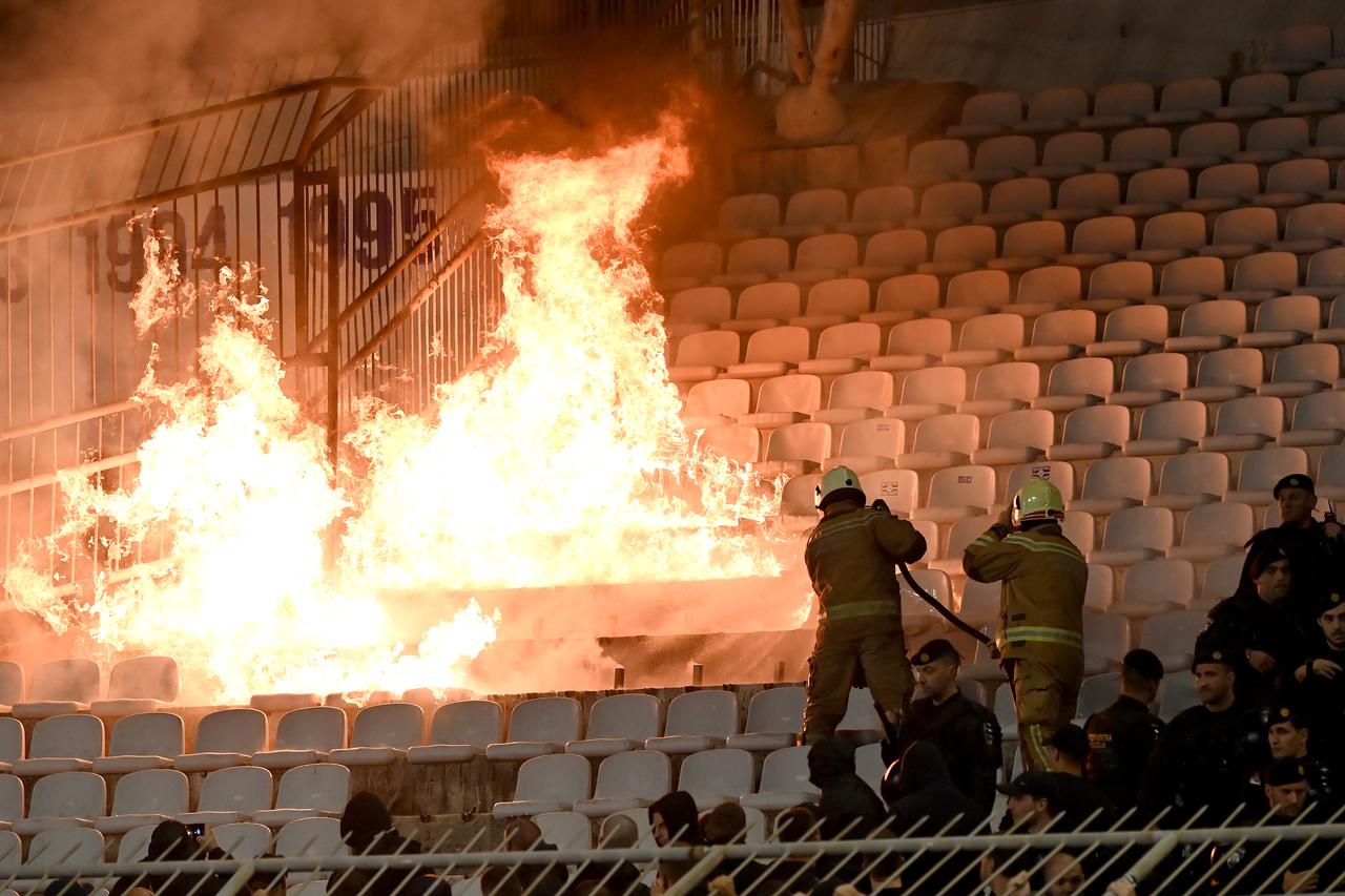 Split: Požar na tribini nakon utakmice Hajduka i Dinama