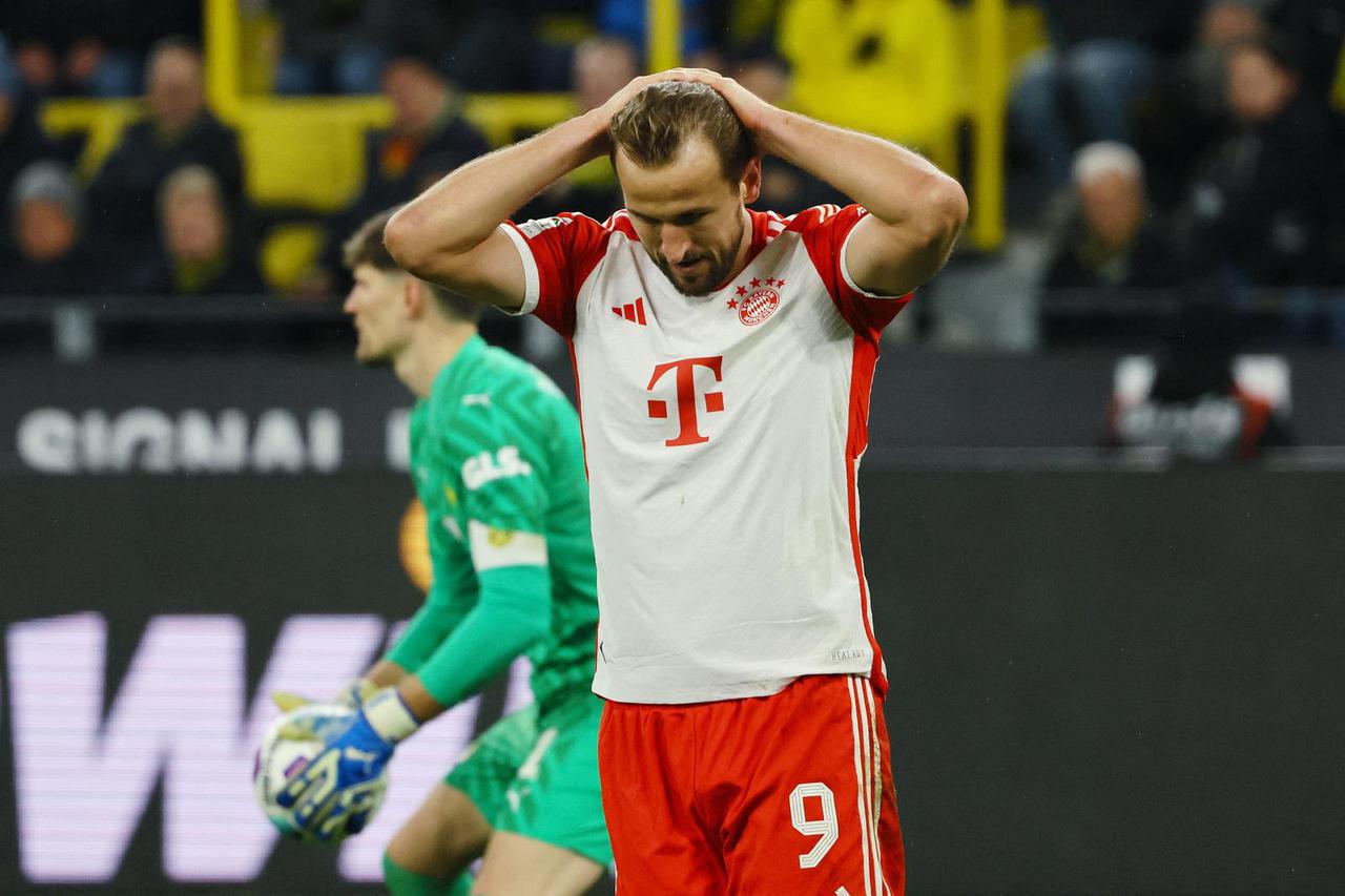 Bundesliga - Borussia Dortmund v Bayern Munich