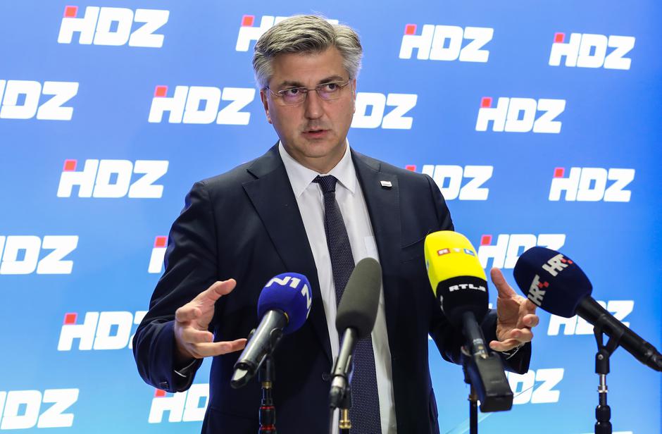 Zagreb: Andrej Plenokvić dao je izjavu medijima nakon sjednice Predsjedništva HDZ-a