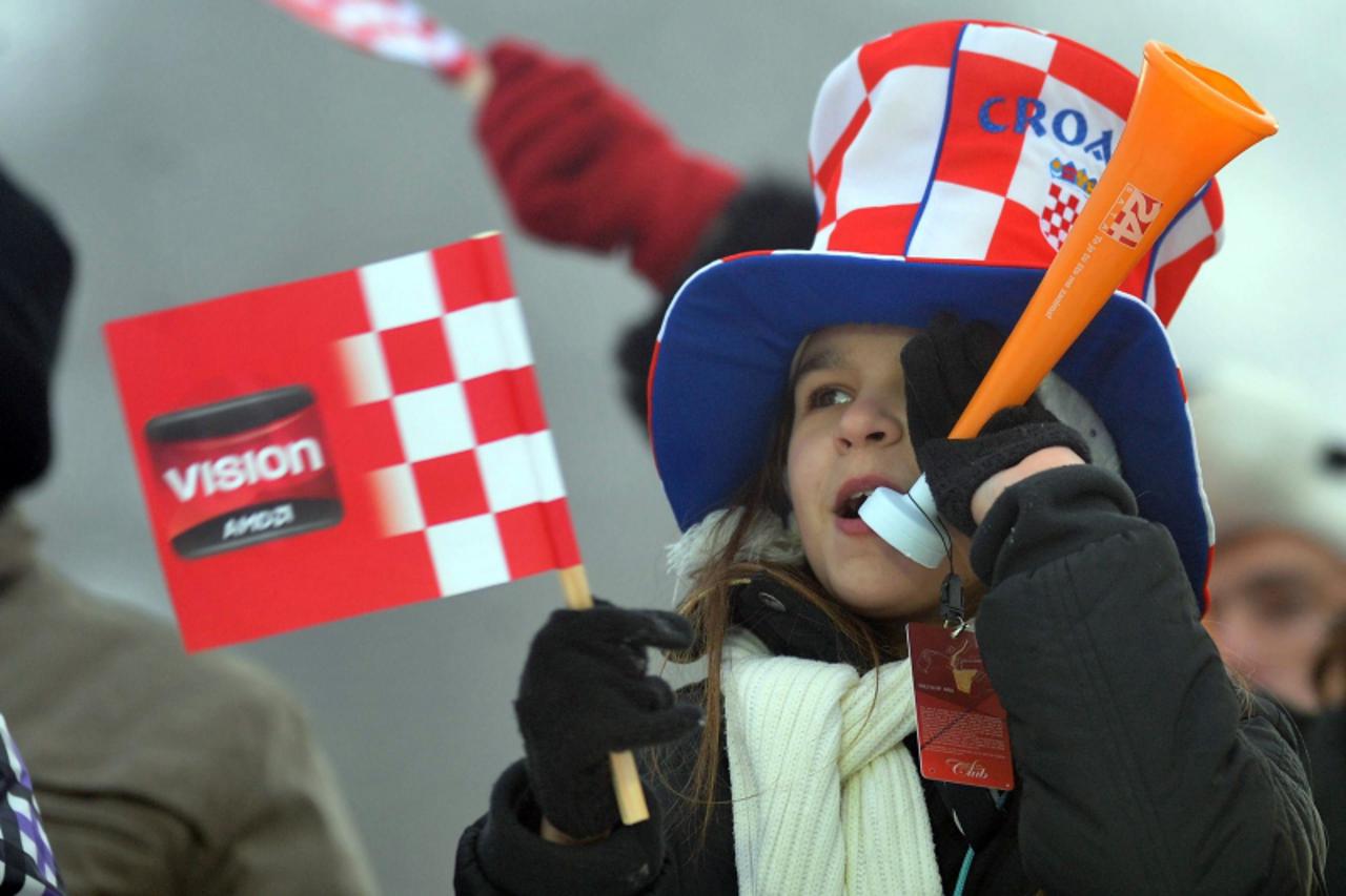 '04.01.2011., Sljeme, Zagreb, Hrvatska -  Prva slalom voznja zenske utrke Snow Queen Trophy za FIS Svjetski kup.  Navijaci Photo: Goran Stanzl/PIXSELL'
