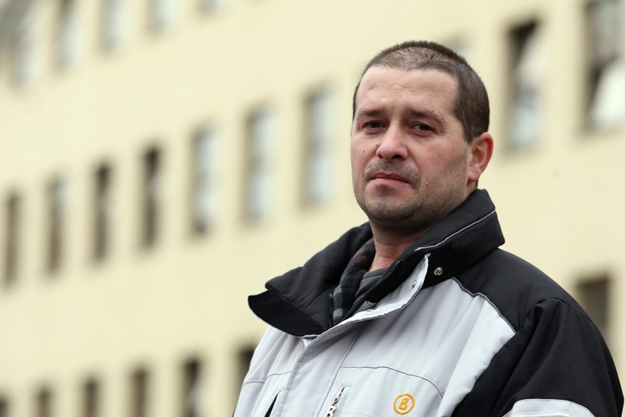 \'21.01.2011., Zagreb -  Tomislav Klanac, bivsi zaposlenik MORH-a i clan stambene komisije za dodjelu vojnih stanova. Photo: Jurica Galoic/PIXSELL\'