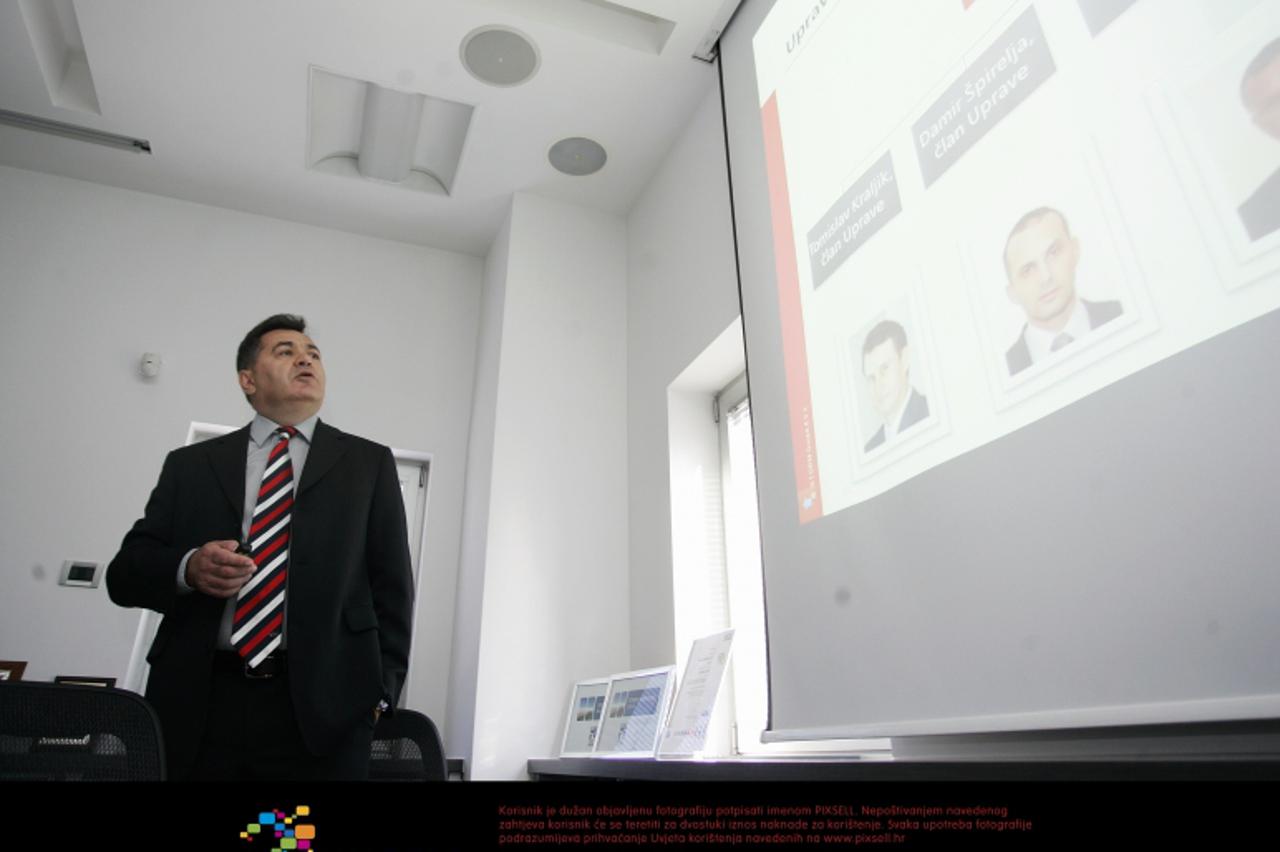 '27.09.2011., Zageb - Konferencija za novinare tvrtke Storm. Predsjednik uprave Vladimir Olujic. Photo: Slavko Midzor/PIXSELL'