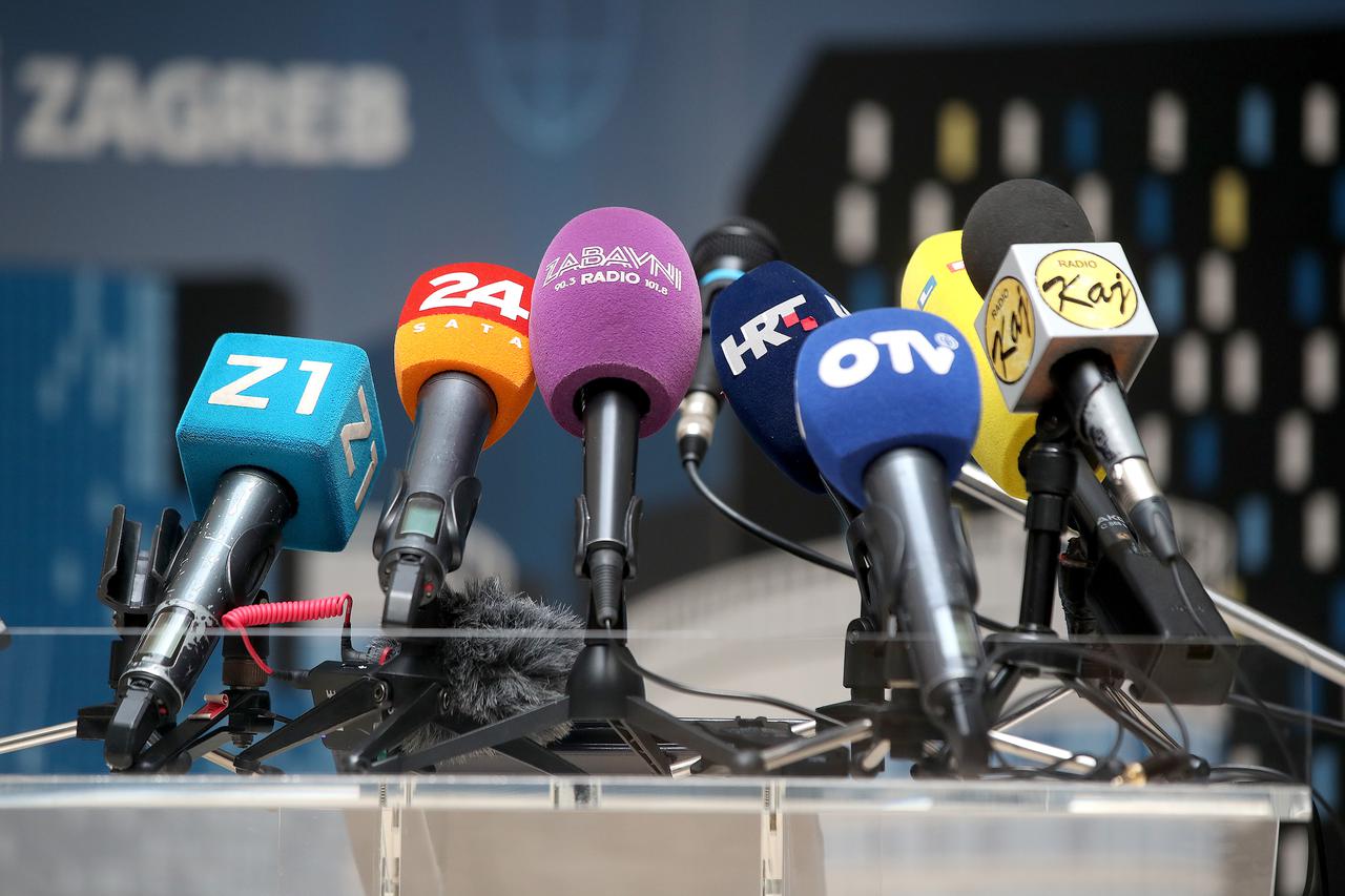 Zagreb: Tomislav Tomašević sa suradnicima održao redovnu konferenciju za medije