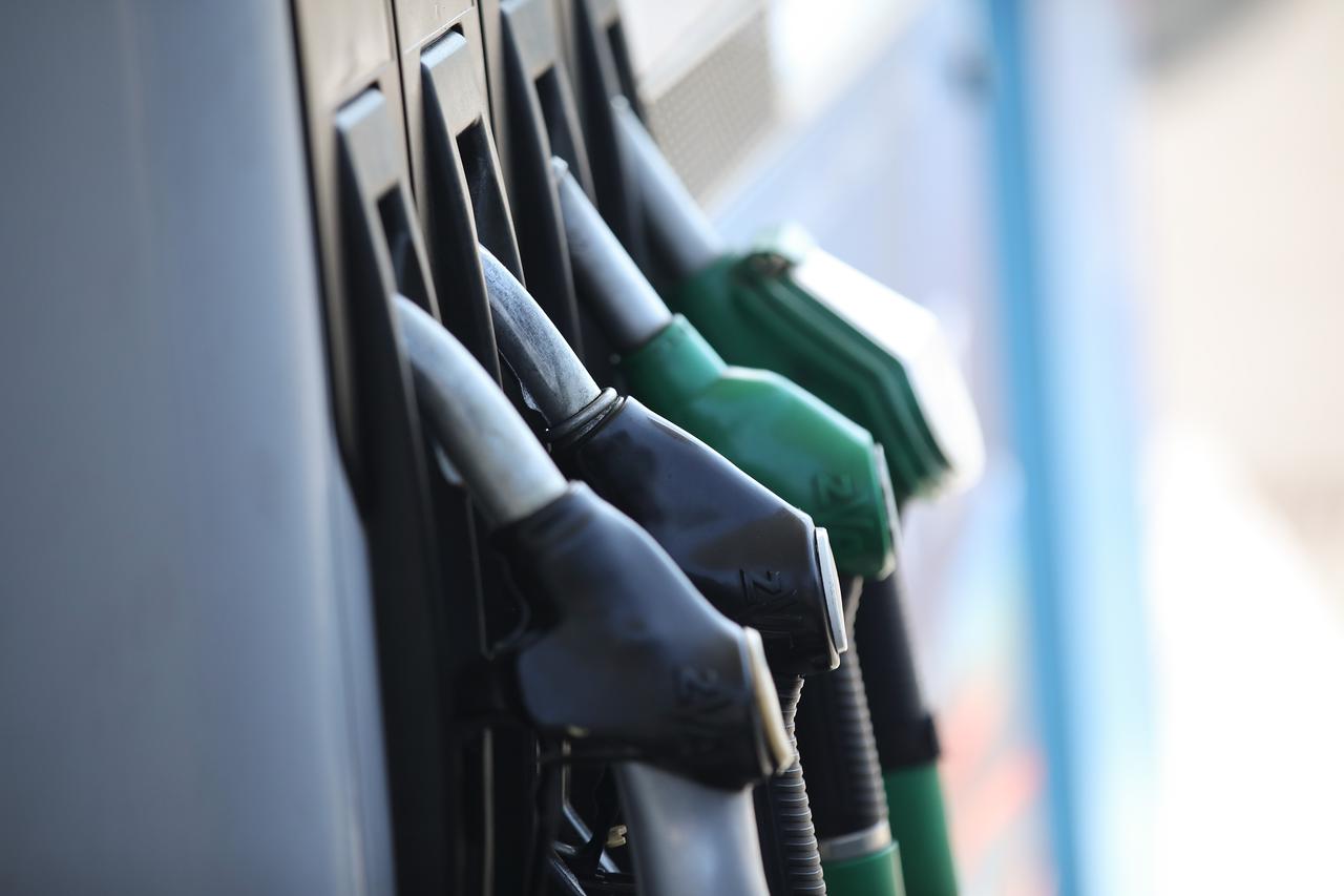 Zagreb: Vlada RH više neće određivati cijene goriva