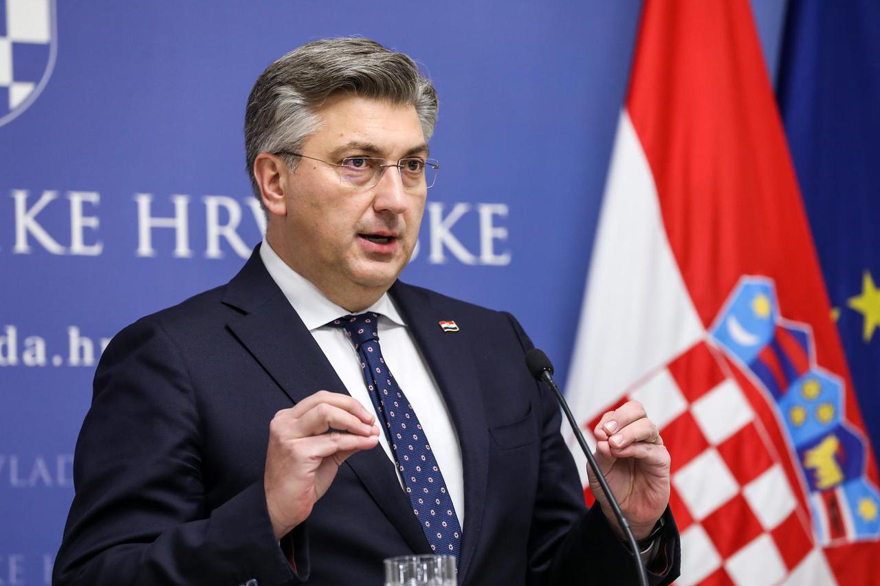 Zagreb: Andrej Plenković održao je konferenciju za medije