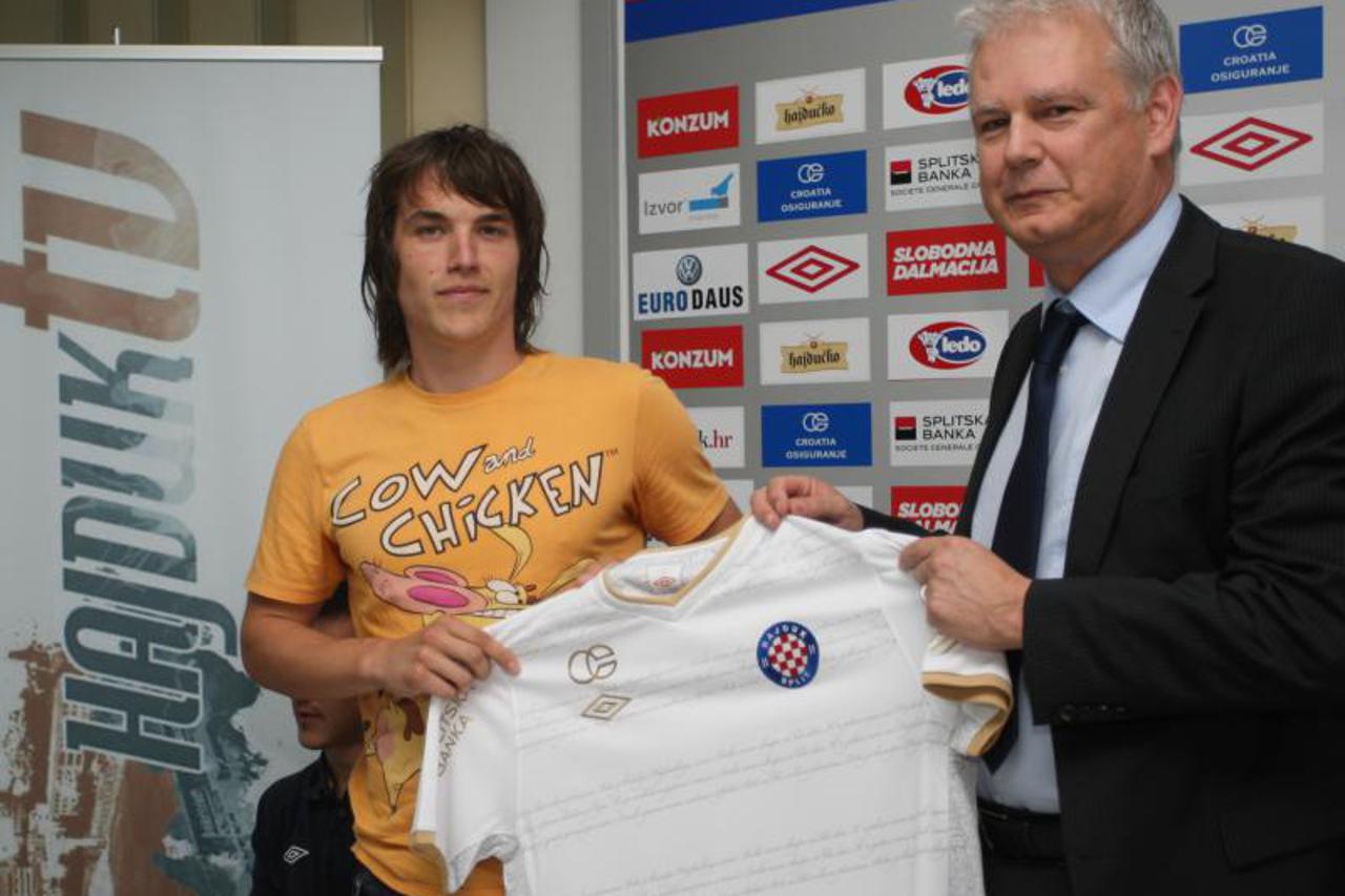 Mislav Anđelković (1)