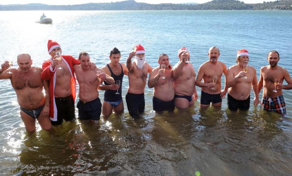 Kupanje u Šibeniku na Novu godinu 