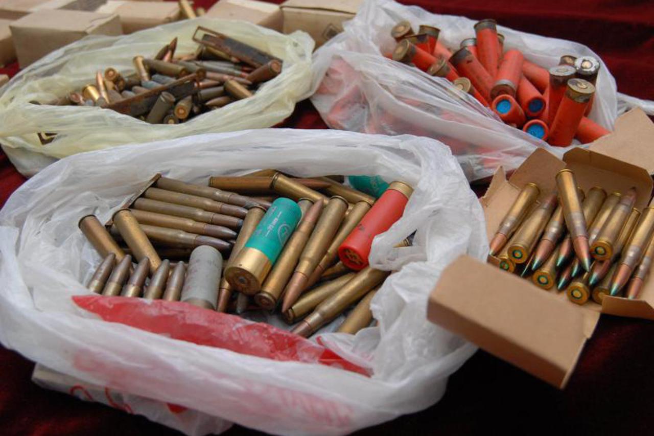 droga,zapljena droge,marihuana,slavonski brod,streljivo