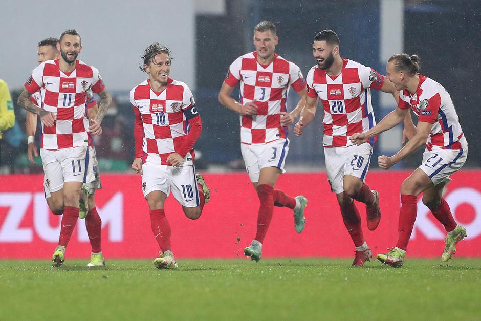Osijek: Kvalifikacije za Svjetsko prvenstvo, Hrvatska - Slovačka