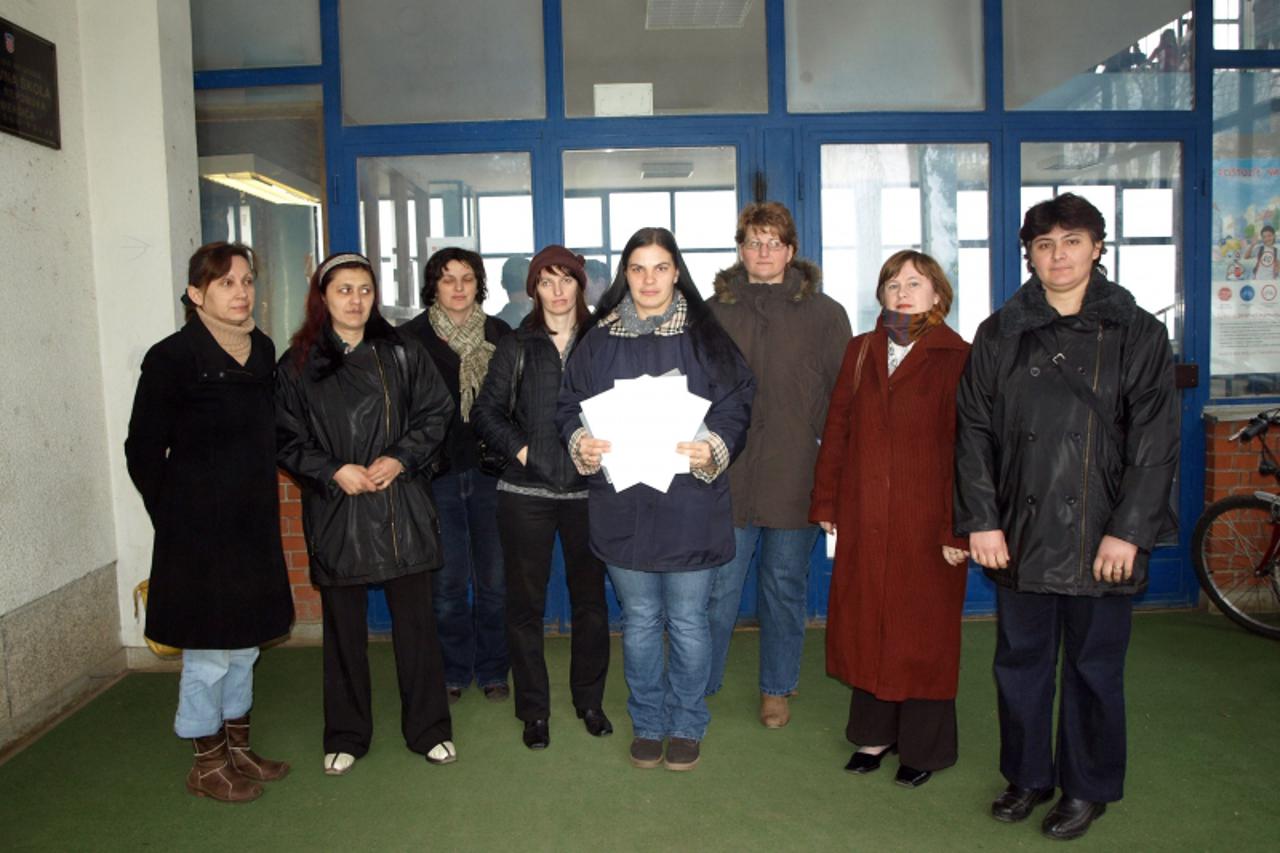 \'OLYMPUS DIGITAL CAMERA         \'