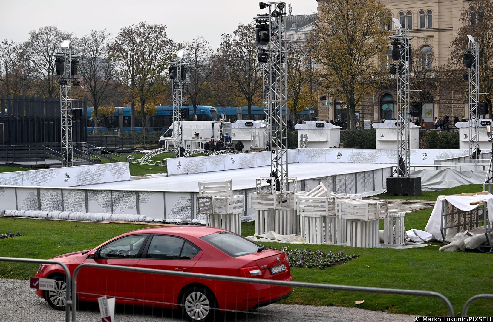 Advent u Zagrebu počinje 29. studenog i traje do 7. siječnja. 