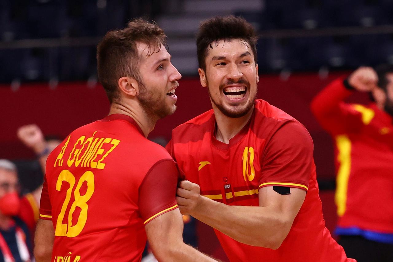 Handball - Men - Bronze medal match - Egypt v Spain