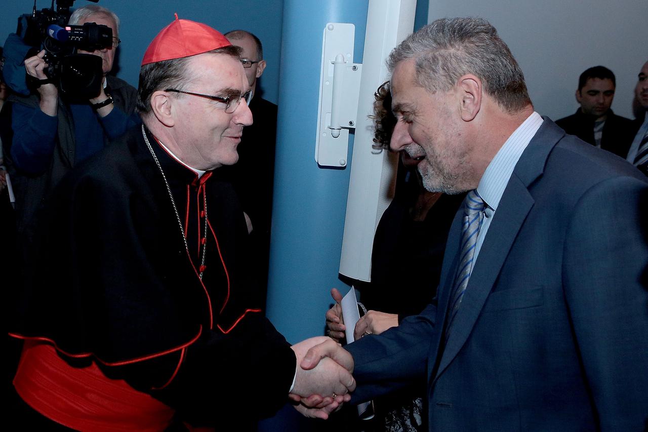 Kardinal Josip Bozanic susreo se danas u Nadbiskupskom pastoralnom institutu s ravnateljima skola