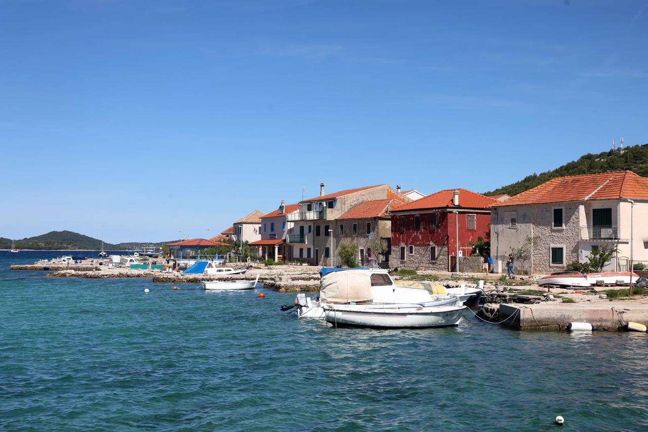 Kaprije: Turistička patrola i Večernjakove zvijezdice na otoku Kapriju