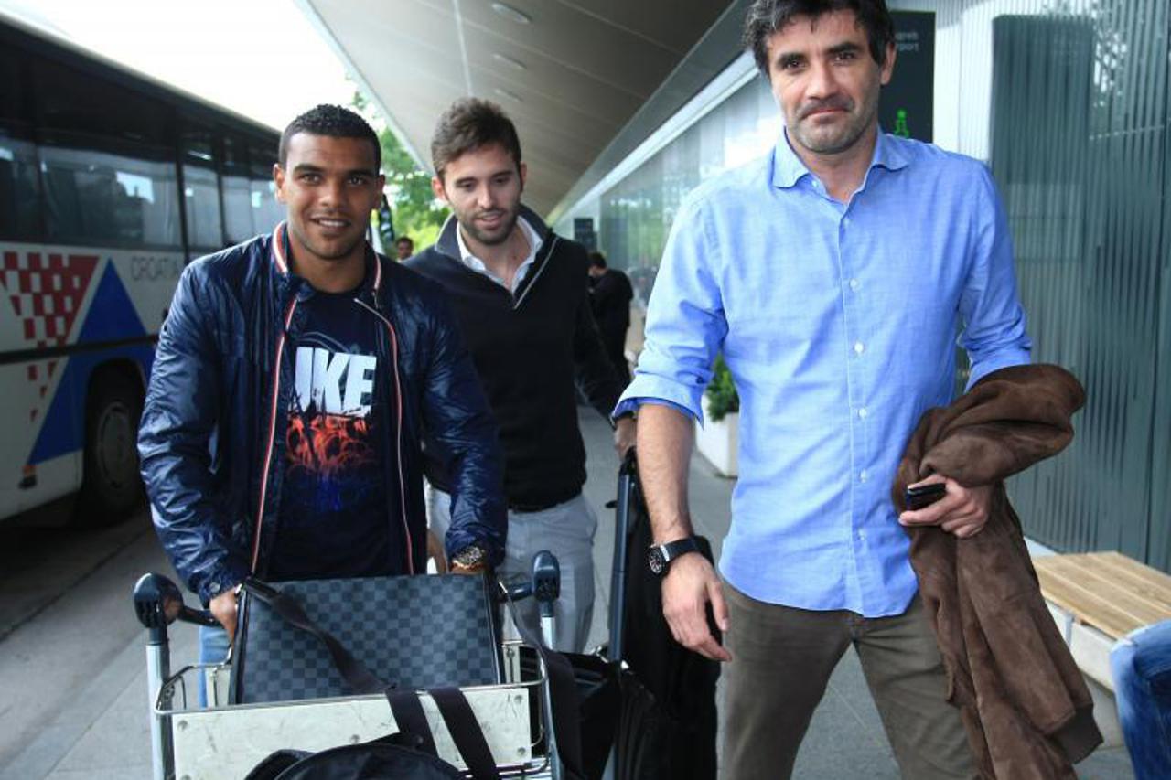 El Arbi Hillel Soudani, Dinamo (1)