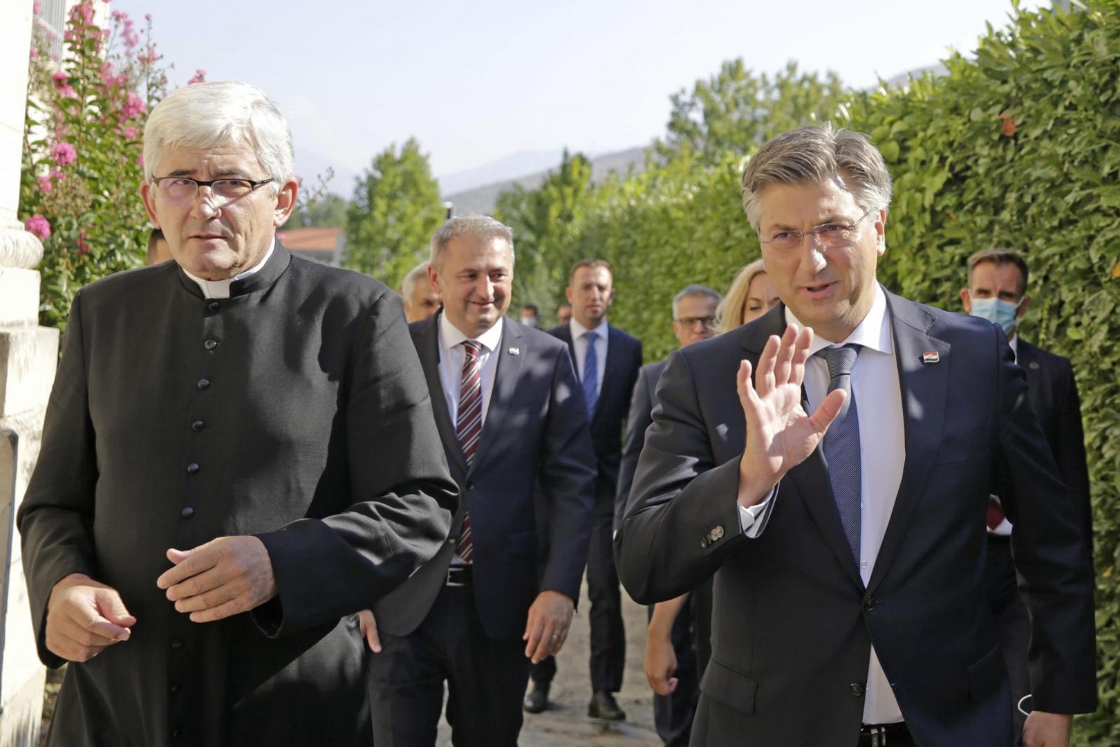 14.09.2020., Mostar - Sastanak Andreja Plenkovica s  biskupima mons. Ratkom Pericem i mons. Petrom Palicem  Photo: Denis Kapetanovic /PIXSELL
