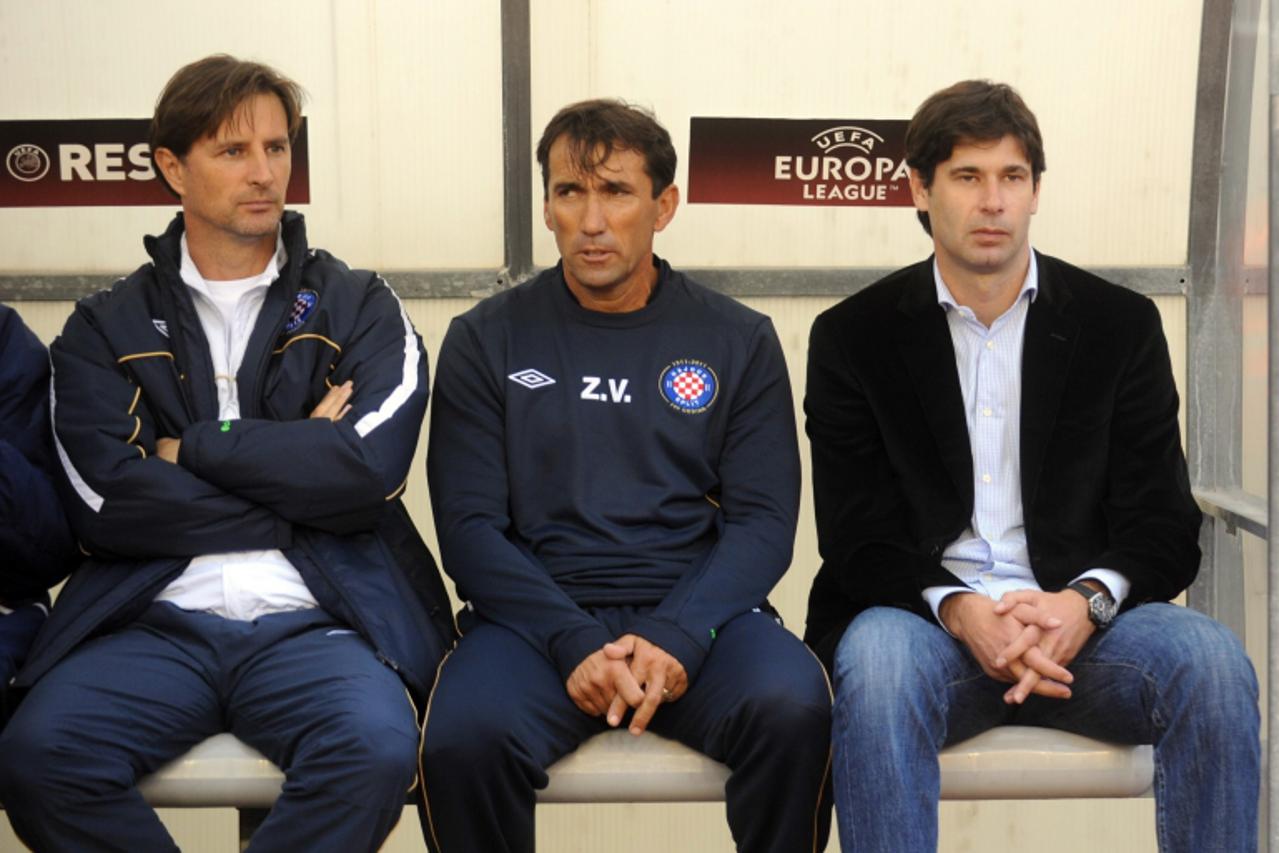 \'07.11.2010., Poljud, Split - Nogometna utakmica 14. kola Prve HNL izmedju NK Hajduk i NK Zagreb.Klupa Hajduka Photo: Nino Strmotic/PIXSELL\'