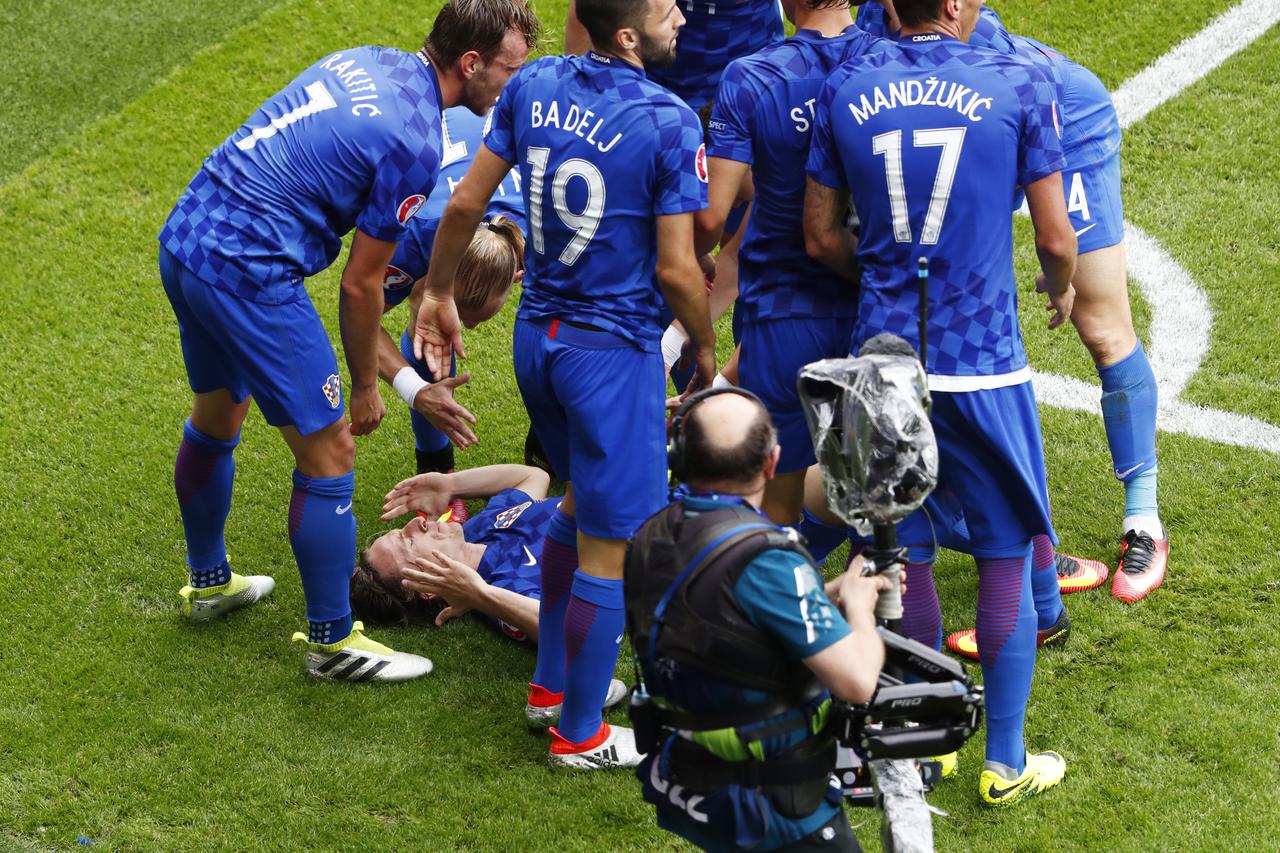 Hrvatska slavi gol