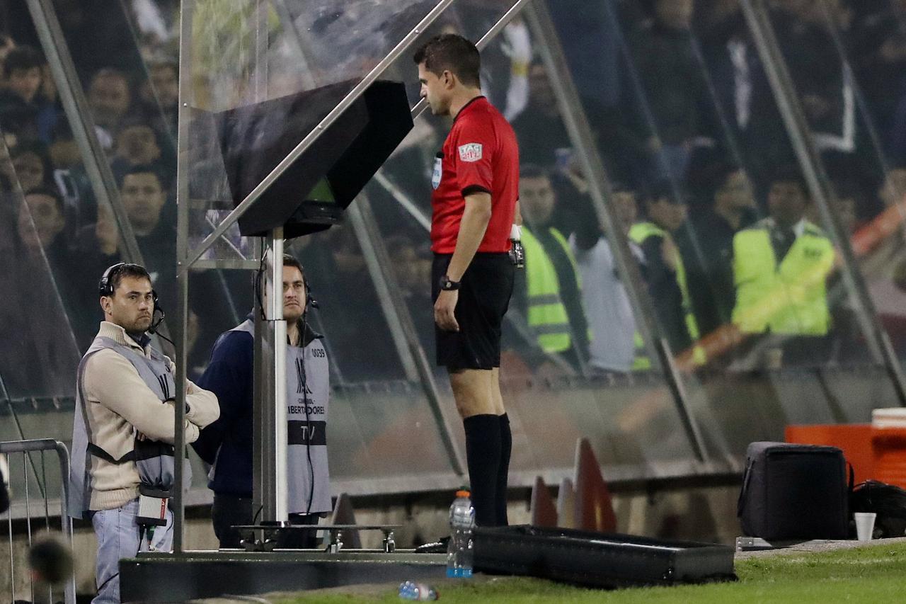 VAR