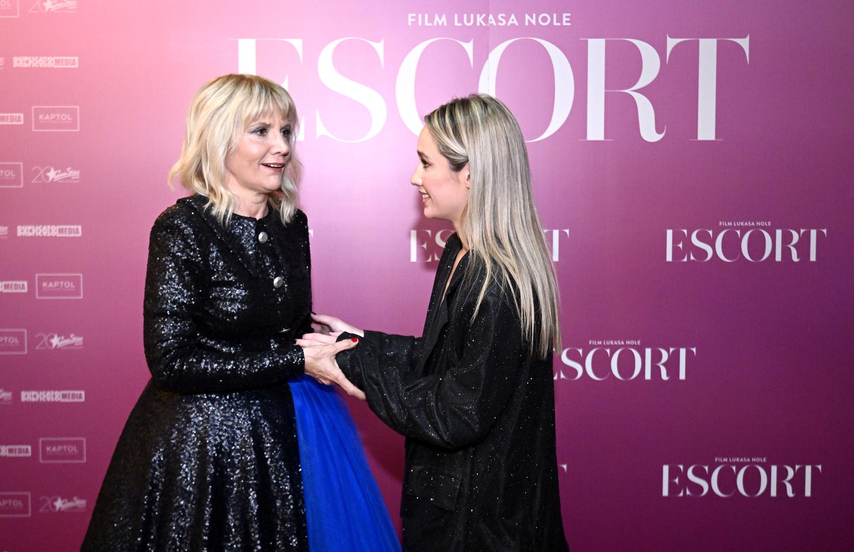 Escort u hrvatska kina dolazi u četvrtak 26. listopada.