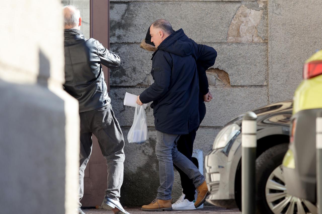 Rijeka: Privođenje jednog od napadača na 16-godišnjeg dečka