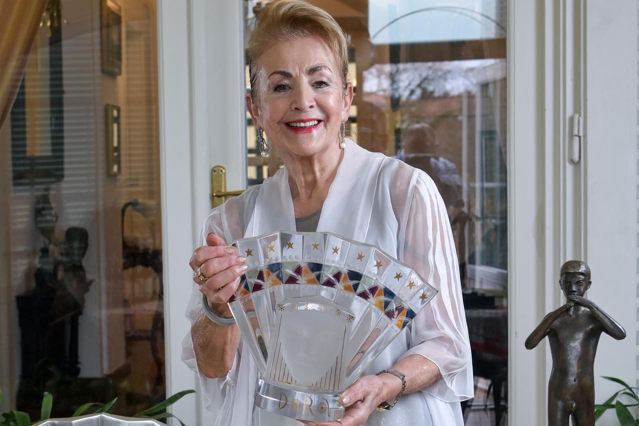Zagreb: Ksenija Urličić sa statuama iz Crovizije i Dore