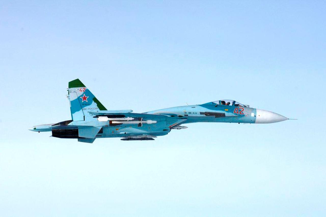 Suhoj SU-27