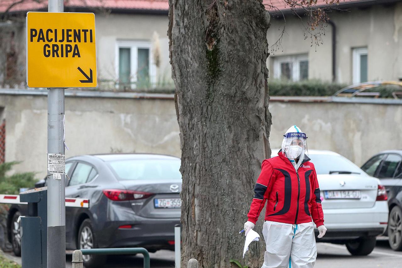 Zagreb: U montažnom šatoru na Mirogojskog cesti organizirano cijepljenje protiv gripe