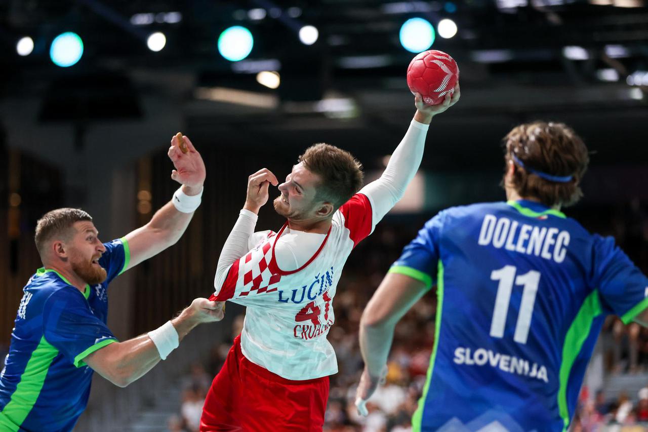 Pariz: XXXIII. Olimpijske igre Pariz 2024. Rukomet, Grupna faza natjecanja, grupa A, Slovenija - Hrvatska