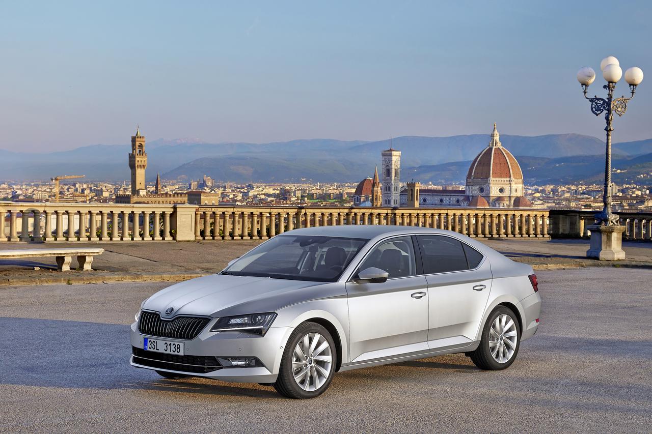 Škoda Superb