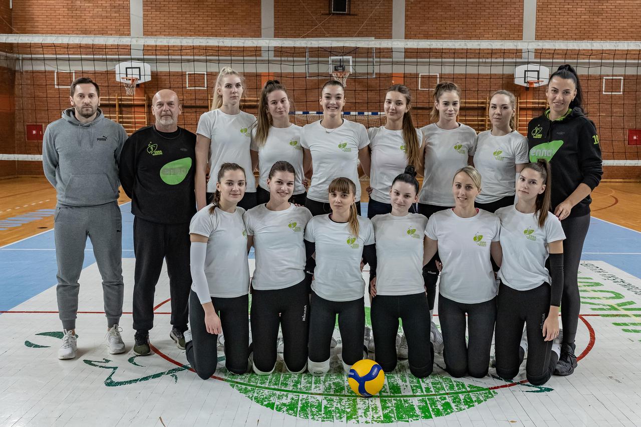 Vukovar: Trening odbojkaškog kluba Vukovar 