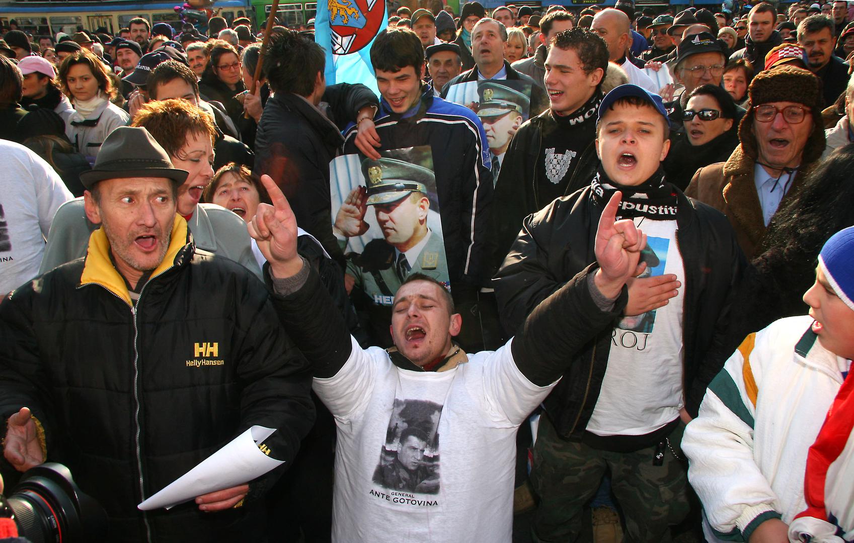 Demonstranti su isticali Gotovinino ime kao simbol borbe za slobodu i neovisnost Hrvatske, tražeći njegovu slobodu i pravično suđenje.
