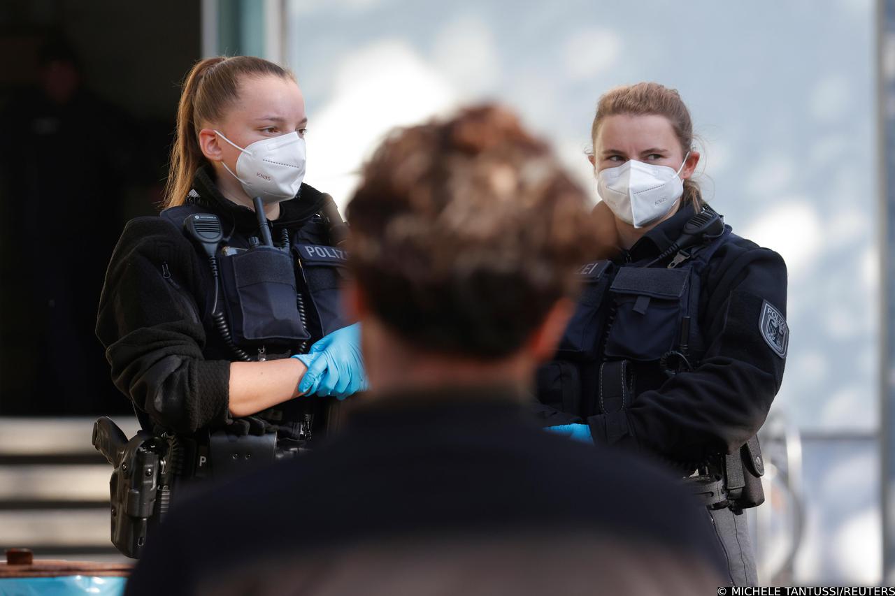 German federal police patrols at German-Polish border