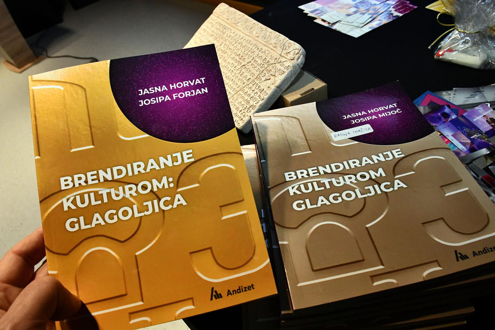 22.02.2024., Pleternica - U Interpretacijskom centru Muzeja becarca odrzan je okrugli stol "Glagoljica, pismo koje spaja", te predstavljanje knjige "Brendiranje kulturom: glagoljica" Jasne Horvat i Josipe Forjan. Photo: Ivica Galovic/PIXSELL