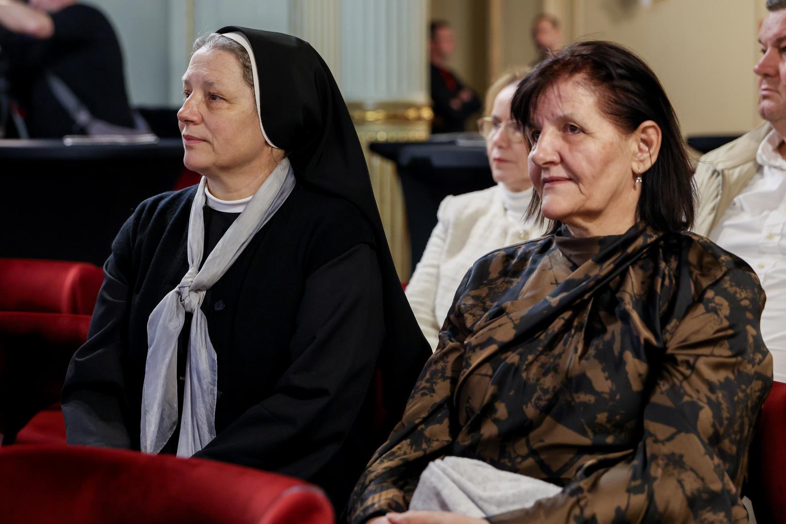 To je prvi cjeloviti katolički prijevod Svetoga pisma izravno s izvornika – hebrejskoga, aramejskoga i grčkoga