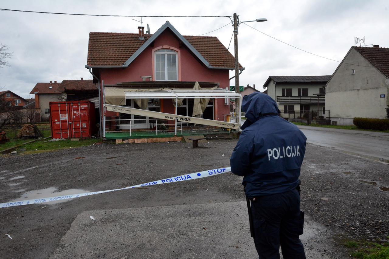 Eksplozija u kafiću Virus