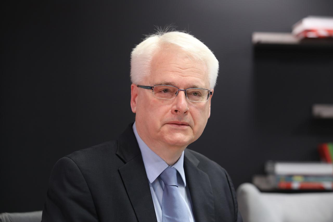 Na današnji dan rođen je Ivo Josipović