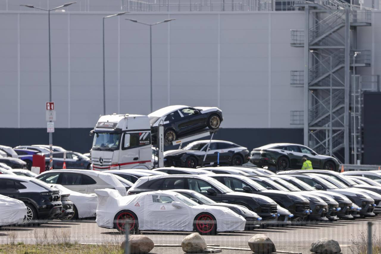 Customs conflict with the USA - Porsche Leipzig