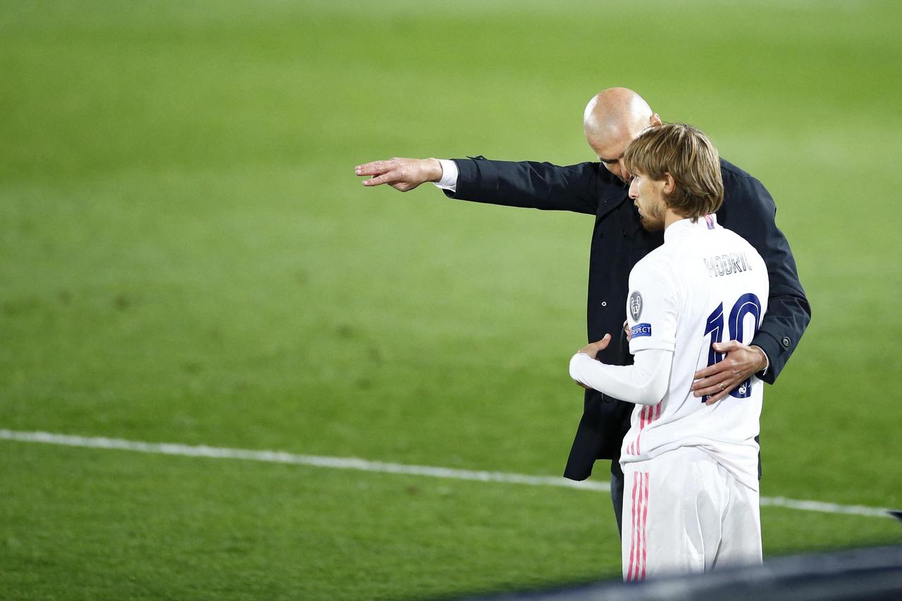 Luka Modrić i Zinedine Zidane