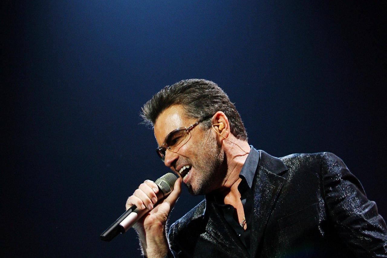 FILE PHOTO: British singer George Michael performs during the second concert of his world tour 