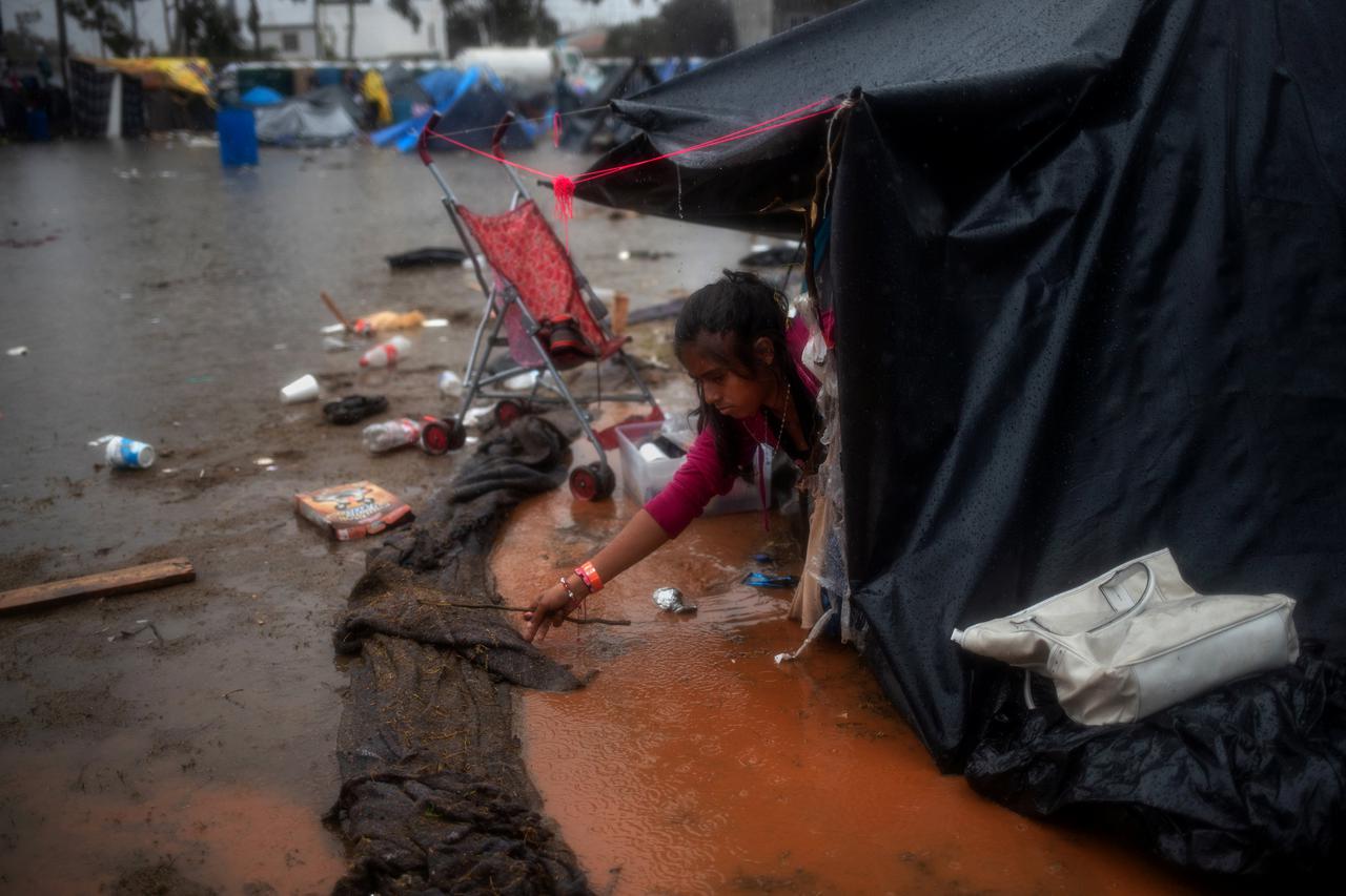 Migranti u Meksiku čekaju priliku da uđu u SAD
