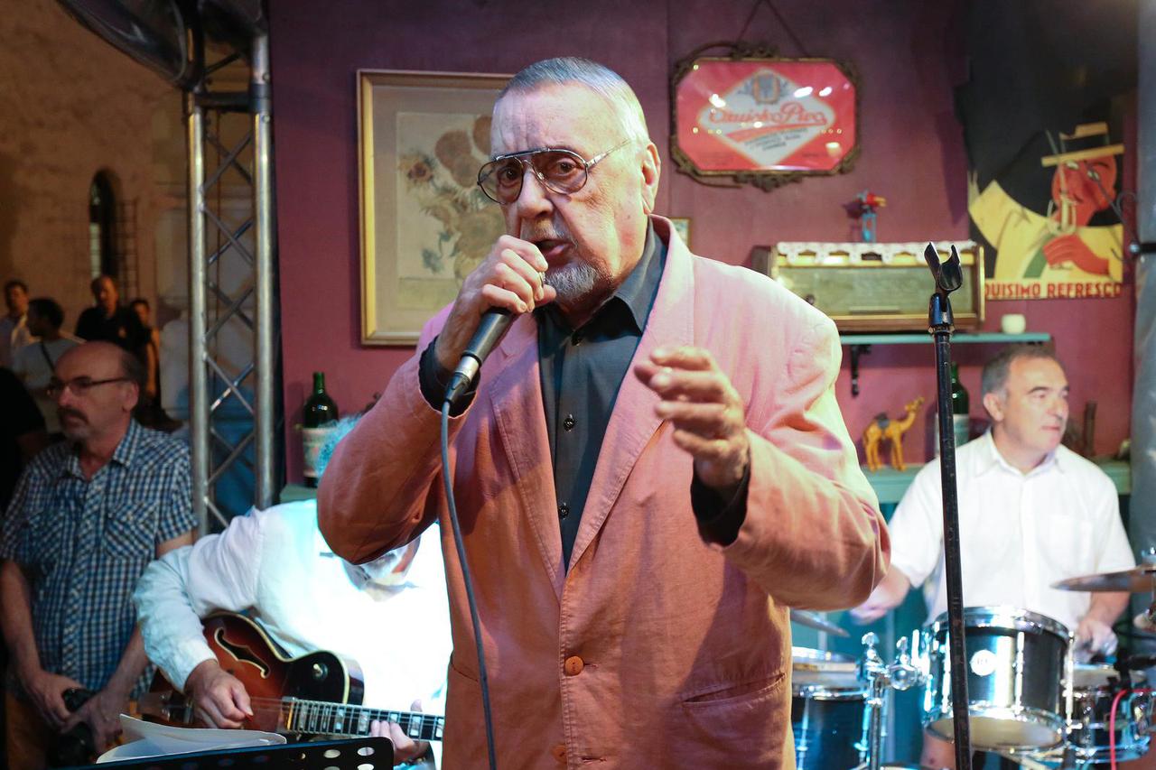 Preminuo legendarni glazbenik Stjepan Jimmy Stani?
