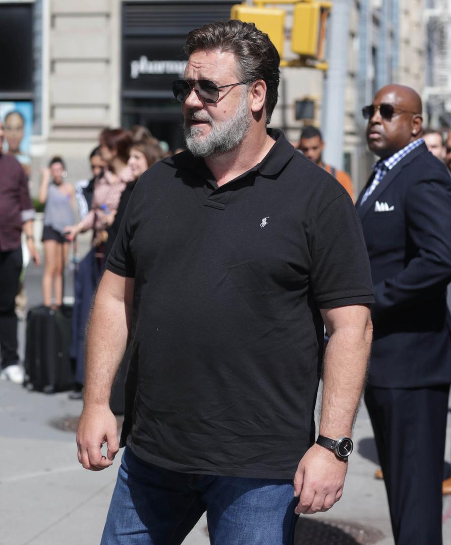 Zadnjih godina glumac se malo zapustio i ne brije više toliko o svojoj liniji i nabacio je dosta kilograma viška.