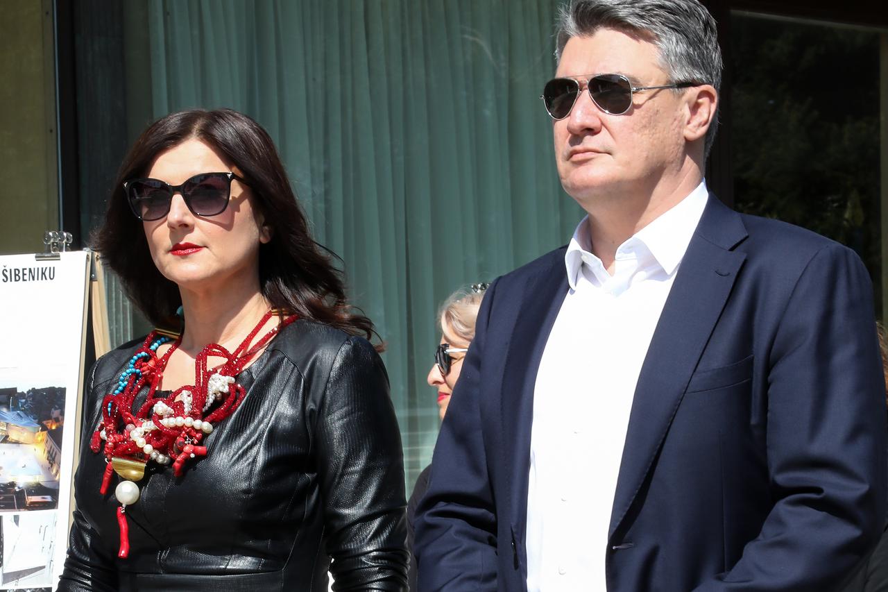 Zagreb: Predsjednik Milanović u društvu supruge Sanje na otvorenju izložbe na Pantovčaku