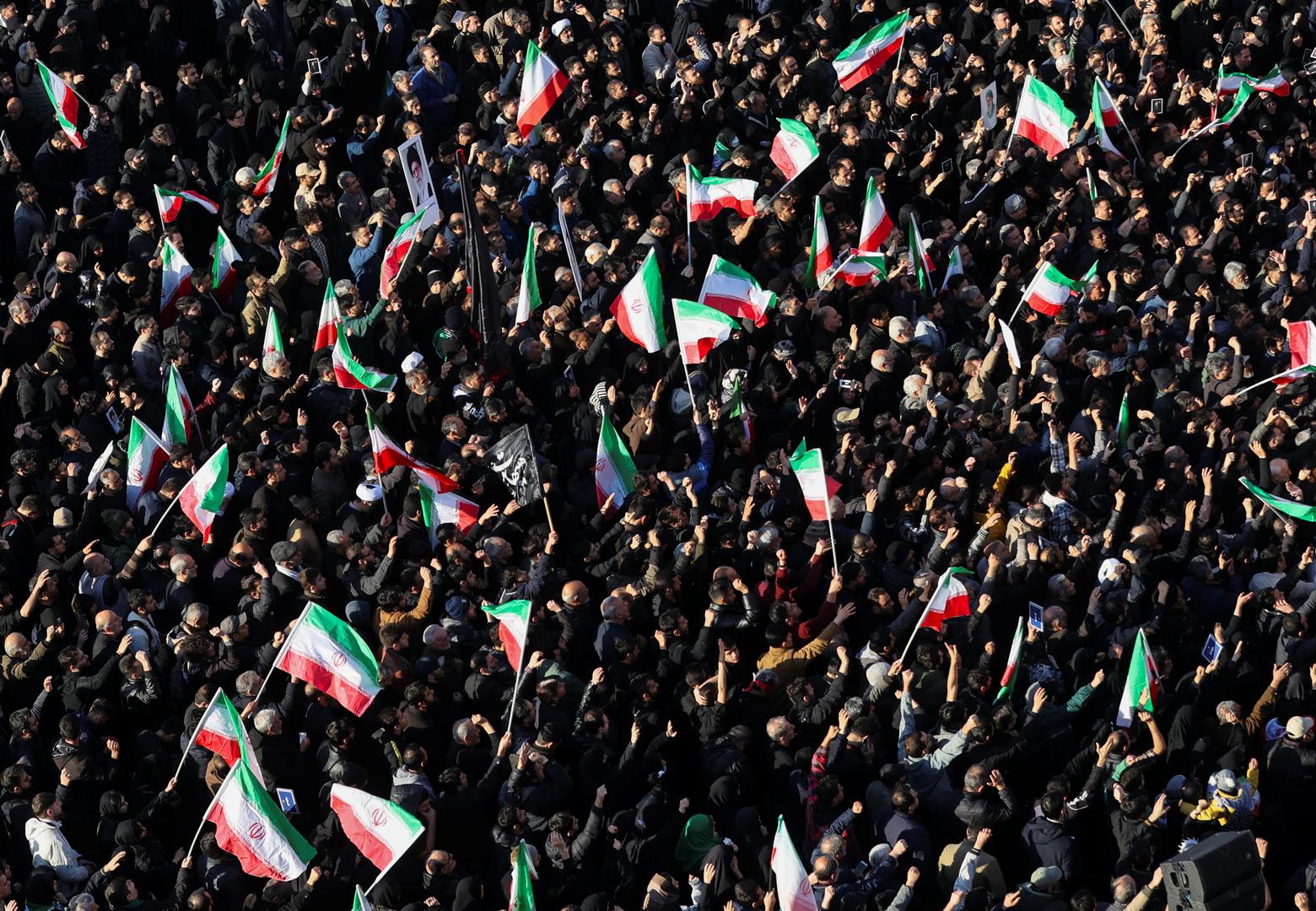 Teheran je u međuvremenu uzvratio raketnim napadima na Izrael i pojedine zemlje Perzijskog zaljeva. 