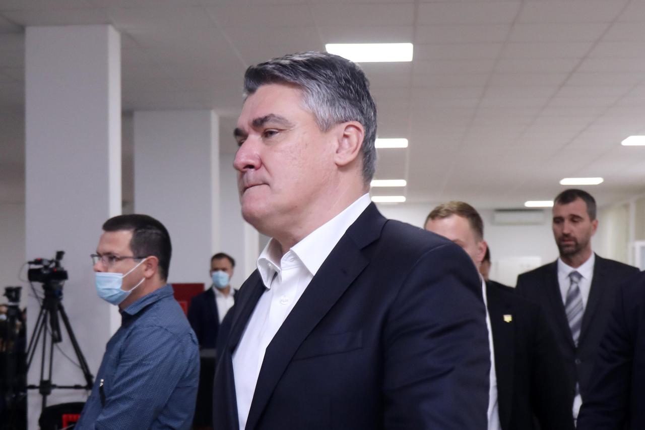 Predsjednik Zoran Milanović na svečanoj sjednici Gradskog vijeća Grada Trogira
